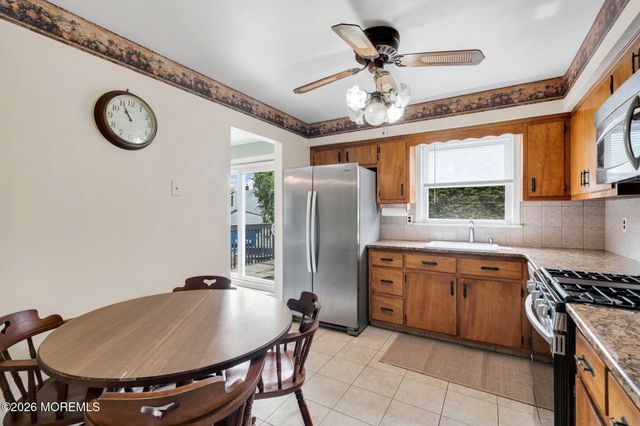 165 Old Post Road, Edison, NJ 08817
