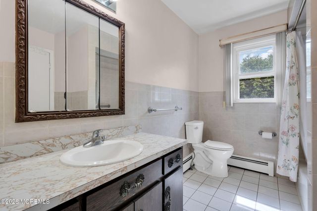 165 Old Post Road, Edison, NJ 08817
