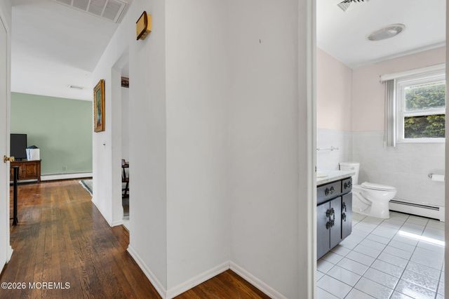 165 Old Post Road, Edison, NJ 08817