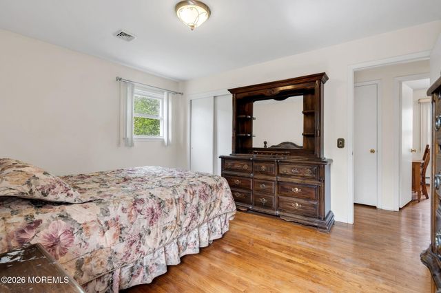 165 Old Post Road, Edison, NJ 08817