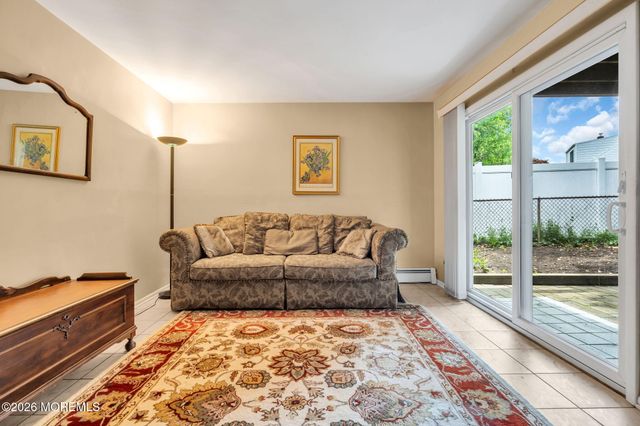 165 Old Post Road, Edison, NJ 08817