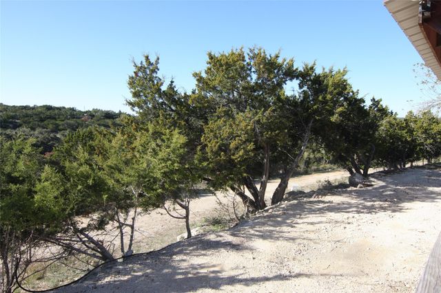 2030 Spring Valley DR, Dripping Springs, TX 78620