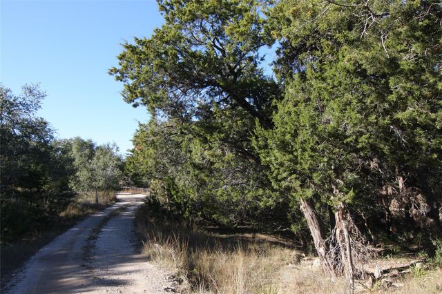 2030 Spring Valley DR, Dripping Springs, TX 78620