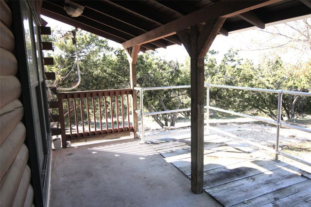 2030 Spring Valley DR, Dripping Springs, TX 78620