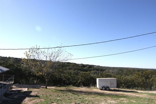 2030 Spring Valley DR, Dripping Springs, TX 78620