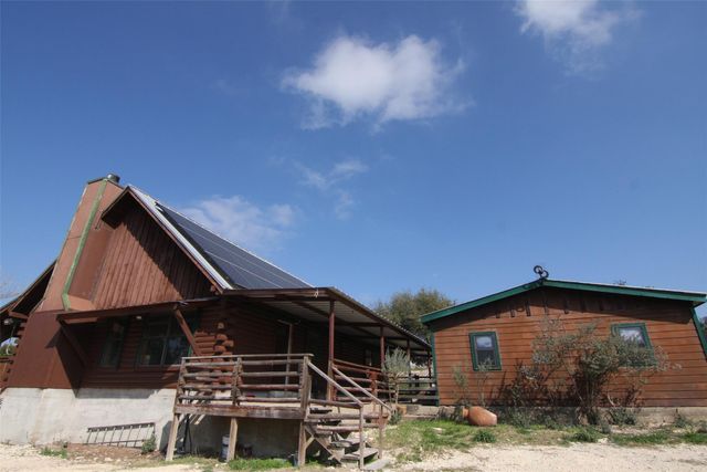 2030 Spring Valley DR, Dripping Springs, TX 78620