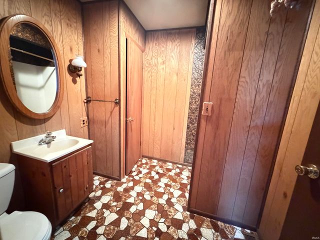 505 Albert Street, Valparaiso, IN 46383