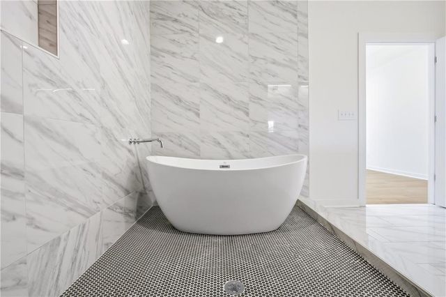 1195 Warfield NW Street, Atlanta, GA 30318