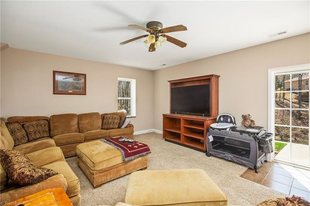 359 Marigold Lane, Lexington, NC 27292