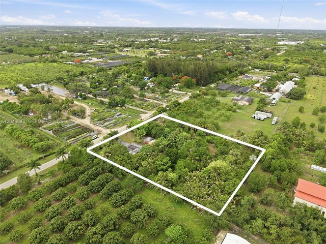 15401 SW 240th St, Homestead, FL 33032