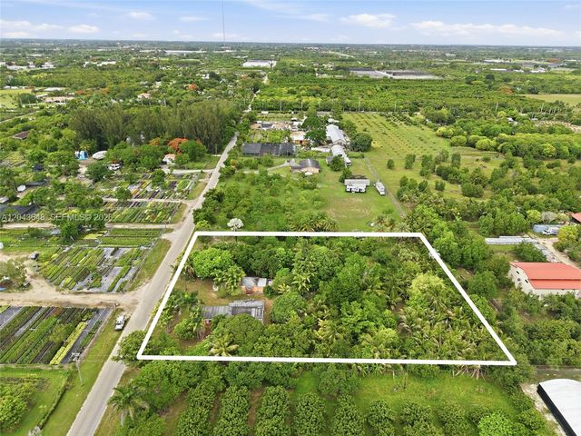 15401 SW 240th St, Homestead, FL 33032