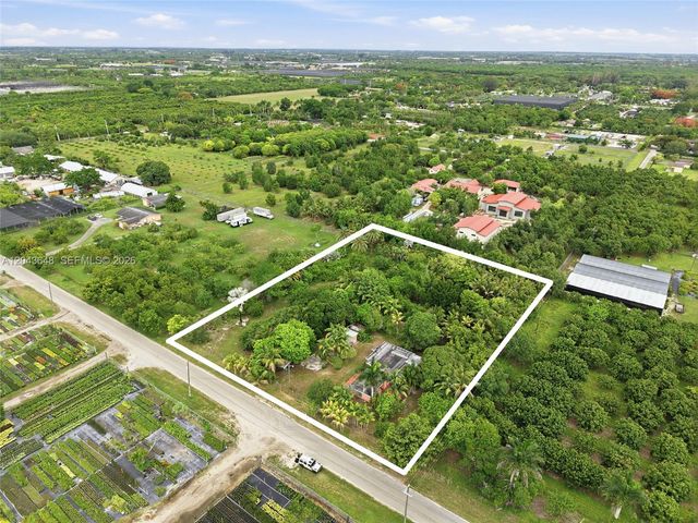 15401 SW 240th St, Homestead, FL 33032