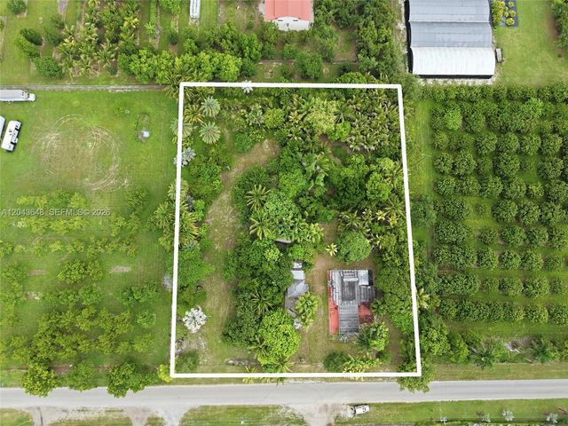 15401 SW 240th St, Homestead, FL 33032