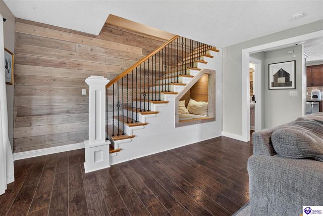 99 W Donna Reed Boulevard, Cecilia, KY 42724