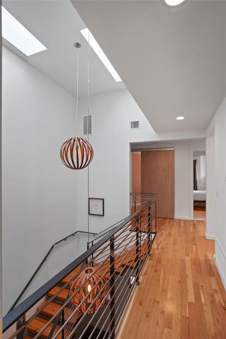 909 W Johanna ST A, Austin, TX 78704
