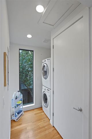 909 W Johanna ST A, Austin, TX 78704