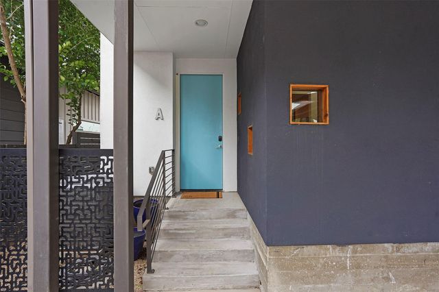 909 W Johanna ST A, Austin, TX 78704