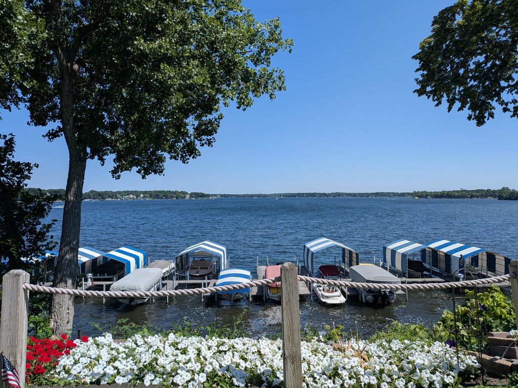 4387 Wilshire Boulevard 106, Mound, MN 55364 — photo 2