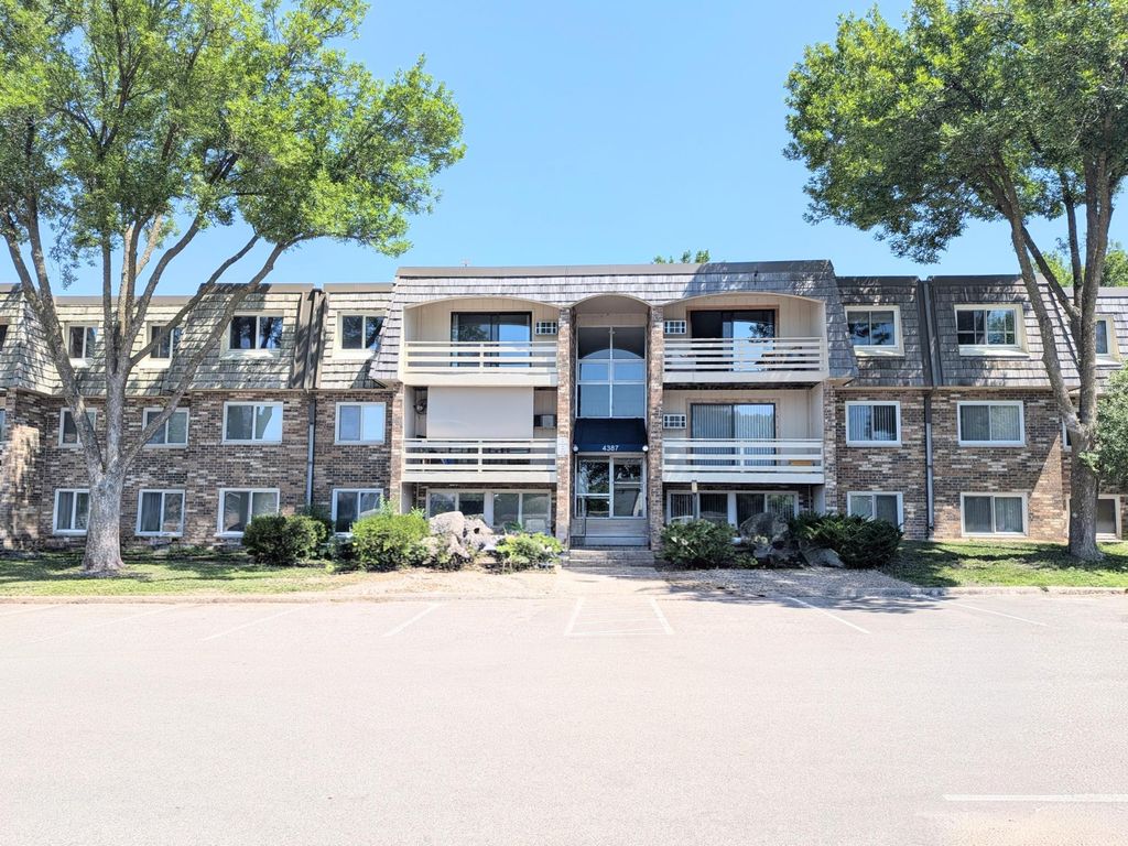 4387 Wilshire Boulevard 106, Mound, MN 55364 — photo 3