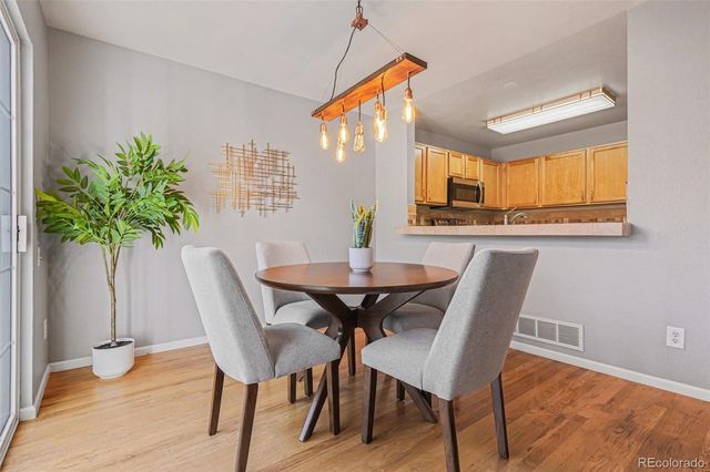 835 S Evanston Circle, Aurora, CO 80012