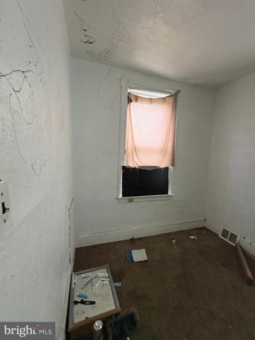 2831 S 81ST ST, Philadelphia, PA 19153