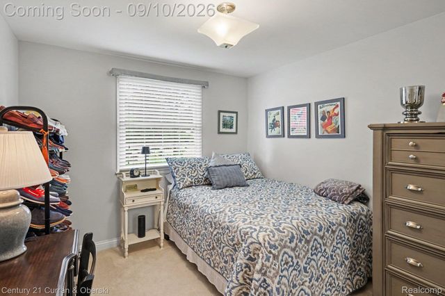3875 Elizabeth Drive, Troy, MI 48084
