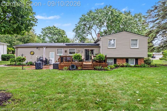 3875 Elizabeth Drive, Troy, MI 48084