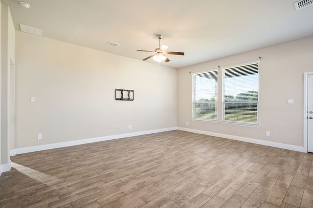 626 Poppie Lane, Midlothian, TX 76065
