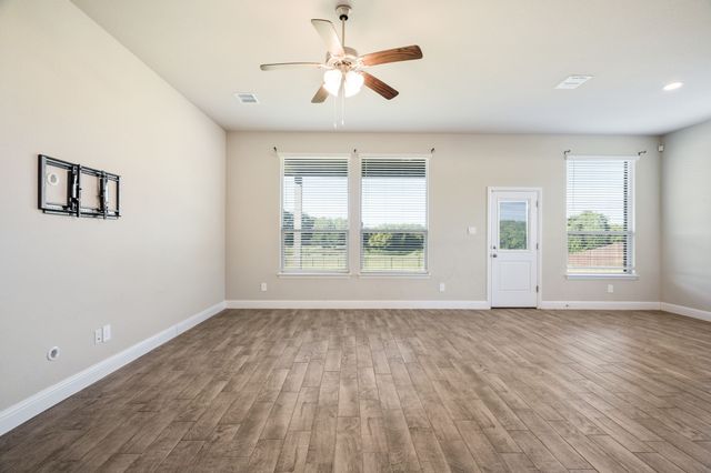626 Poppie Lane, Midlothian, TX 76065