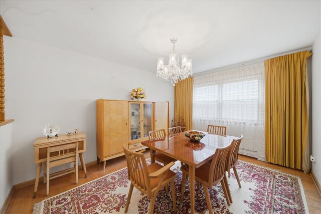 2721 N Nordica Avenue, Chicago, IL 60707