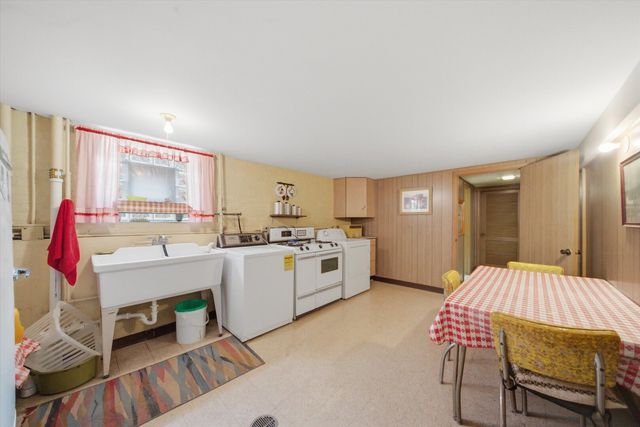 2721 N Nordica Avenue, Chicago, IL 60707