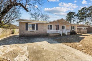 6513 Senator Drive, Fayetteville, NC 28304