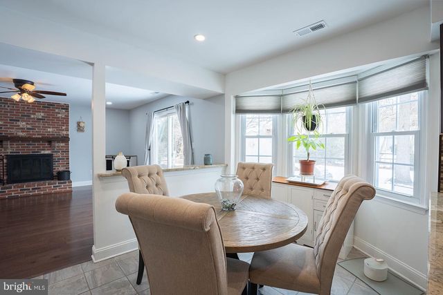 601 TALLOWOOD LN, Mount Laurel, NJ 08054