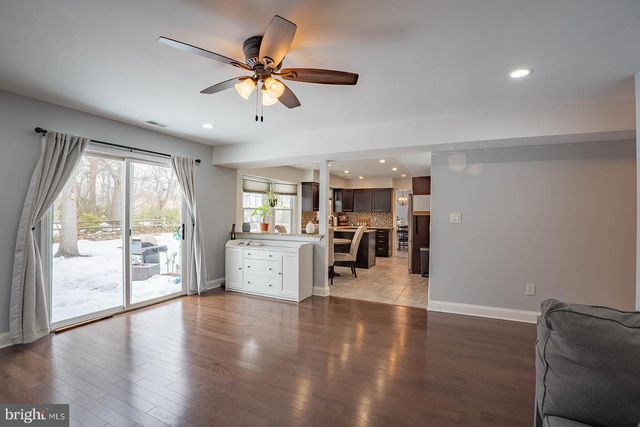 601 TALLOWOOD LN, Mount Laurel, NJ 08054