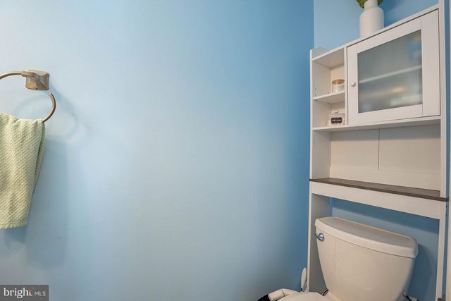 601 TALLOWOOD LN, Mount Laurel, NJ 08054