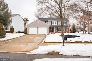 601 TALLOWOOD LN, Mount Laurel, NJ 08054