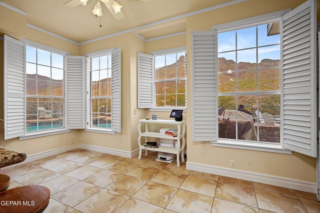 5864 VIA CUESTA Drive, El Paso, TX 79912