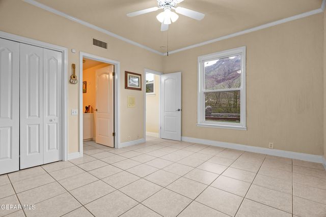 5864 VIA CUESTA Drive, El Paso, TX 79912
