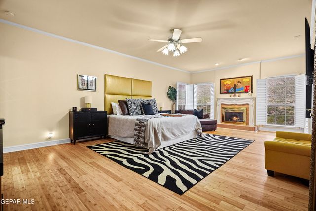 5864 VIA CUESTA Drive, El Paso, TX 79912