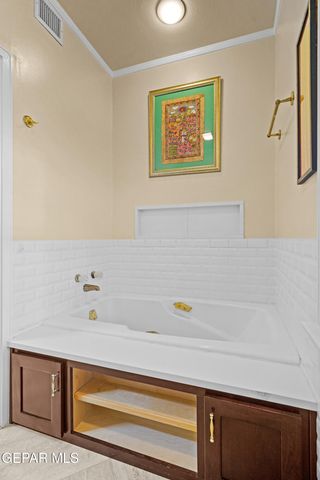 5864 VIA CUESTA Drive, El Paso, TX 79912