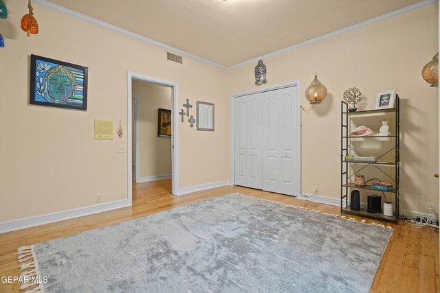5864 VIA CUESTA Drive, El Paso, TX 79912