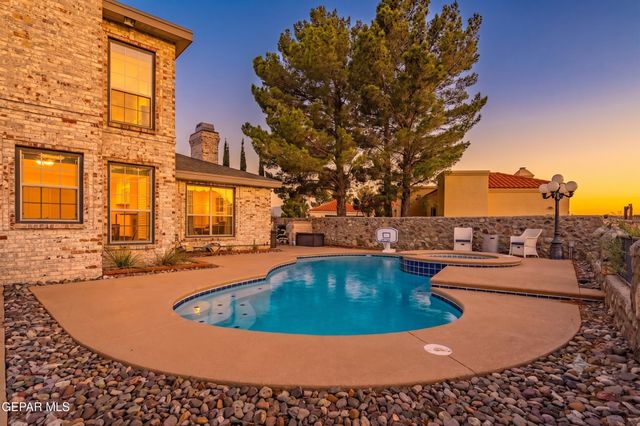 5864 VIA CUESTA Drive, El Paso, TX 79912