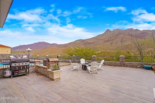 5864 VIA CUESTA Drive, El Paso, TX 79912