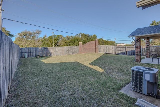 2501 Flame Lily Road, Oklahoma City, OK 73128