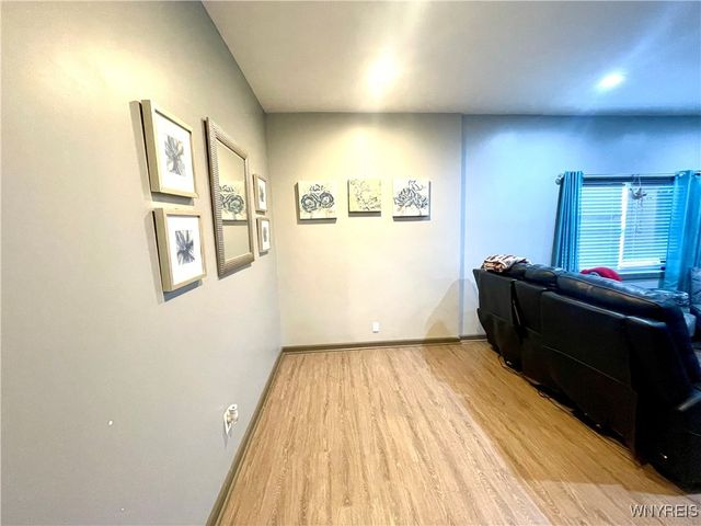 29 Garvey Avenue, Buffalo, NY 14220