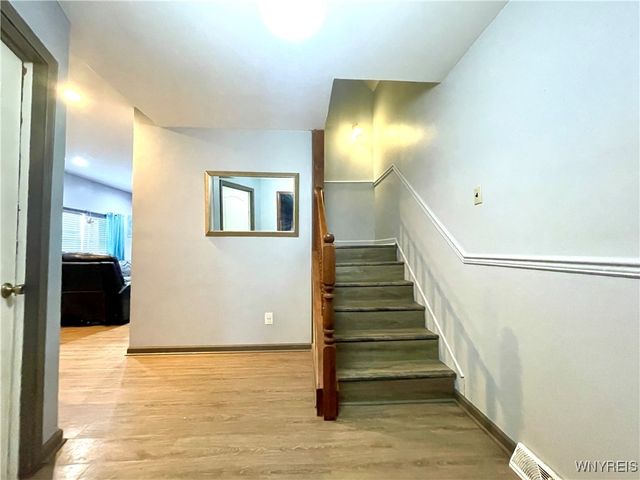 29 Garvey Avenue, Buffalo, NY 14220