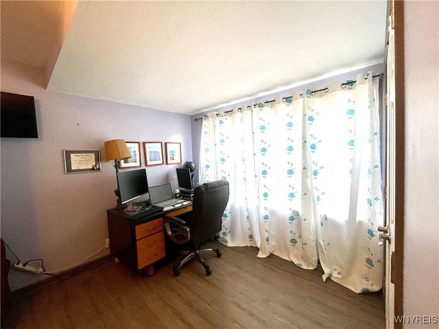 29 Garvey Avenue, Buffalo, NY 14220