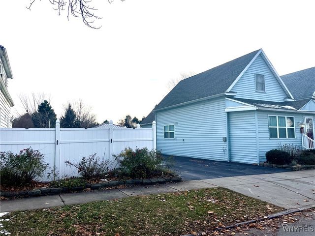 29 Garvey Avenue, Buffalo, NY 14220
