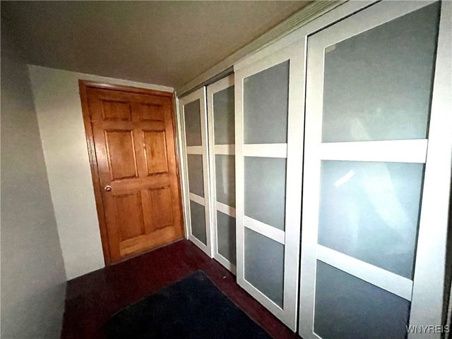 29 Garvey Avenue, Buffalo, NY 14220