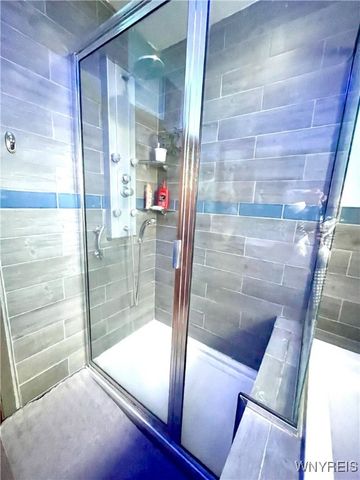 29 Garvey Avenue, Buffalo, NY 14220